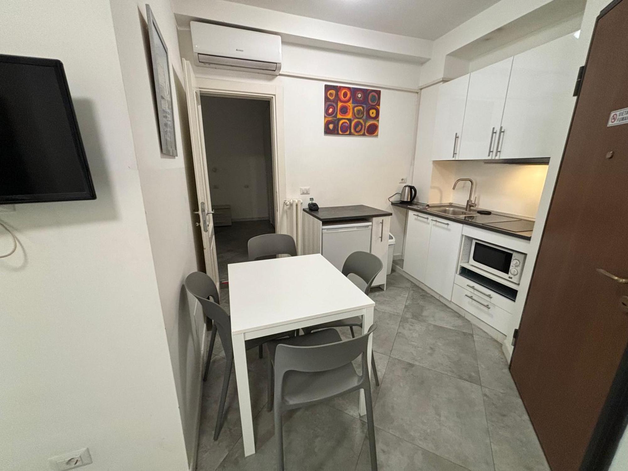 Apartment 4 Level *
