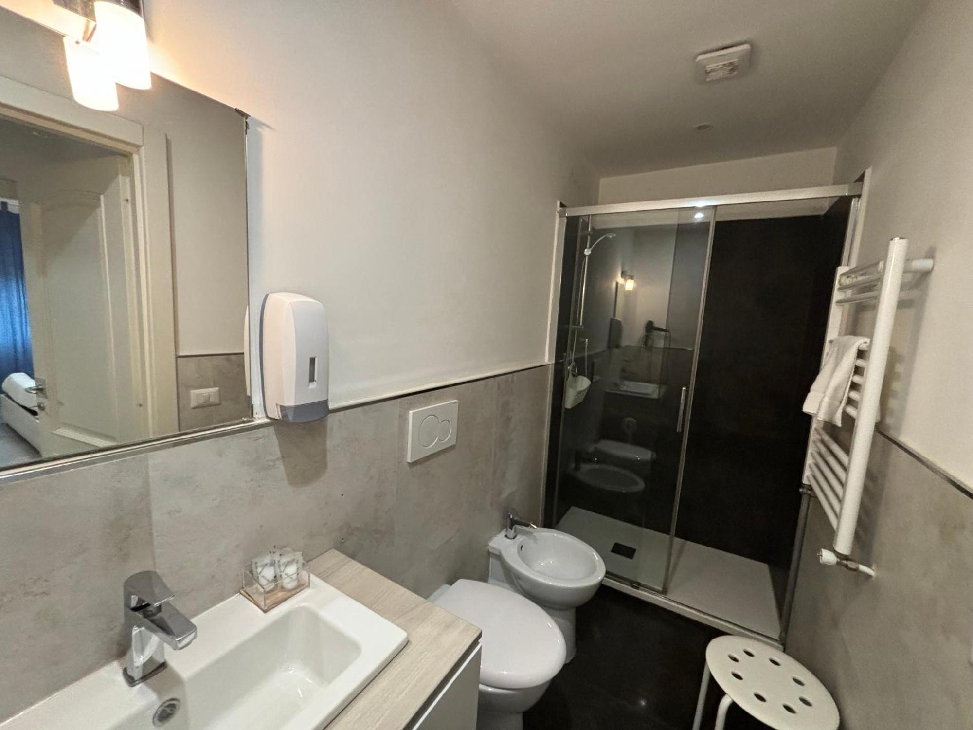 4 Level Apartment *