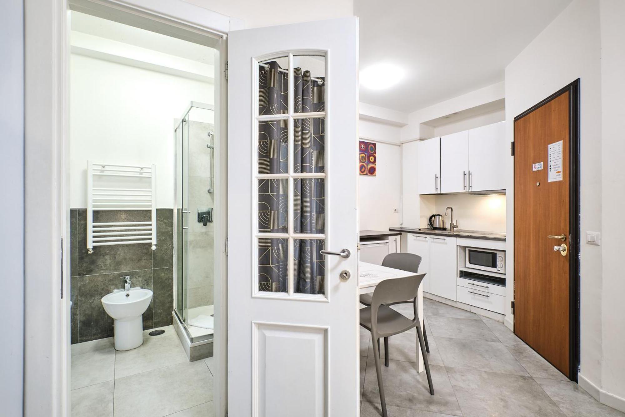 Apartment 4 Level *